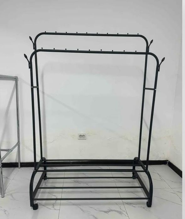 Стойки для одежды