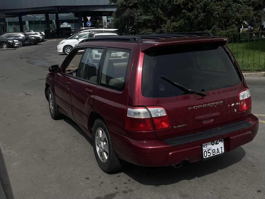 Subaru Forester 2000г