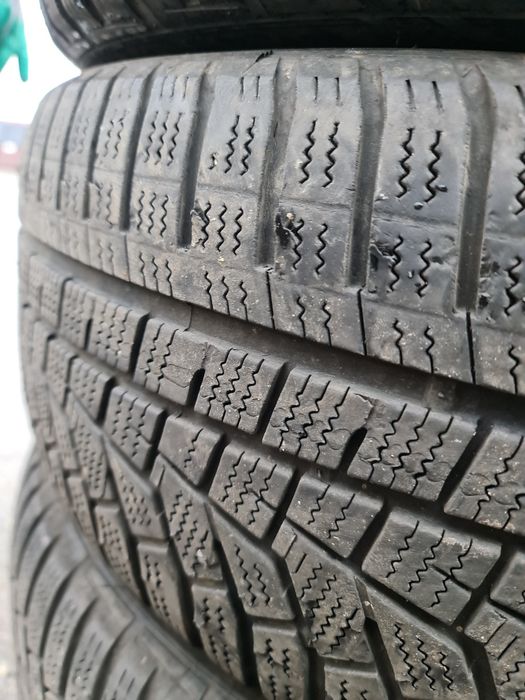 225 60 18 Hankook 8 anvelope iarna