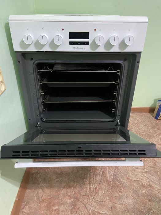 Продам стеклокерамическую электро плиту