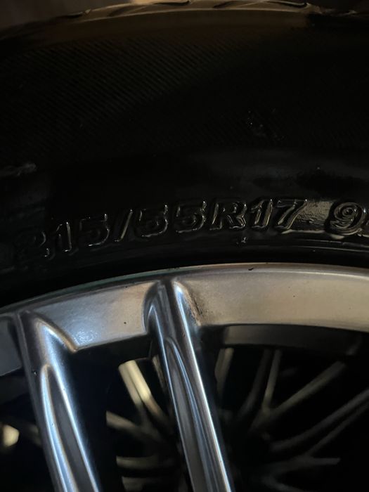 Дикси комплект 17  шины летные