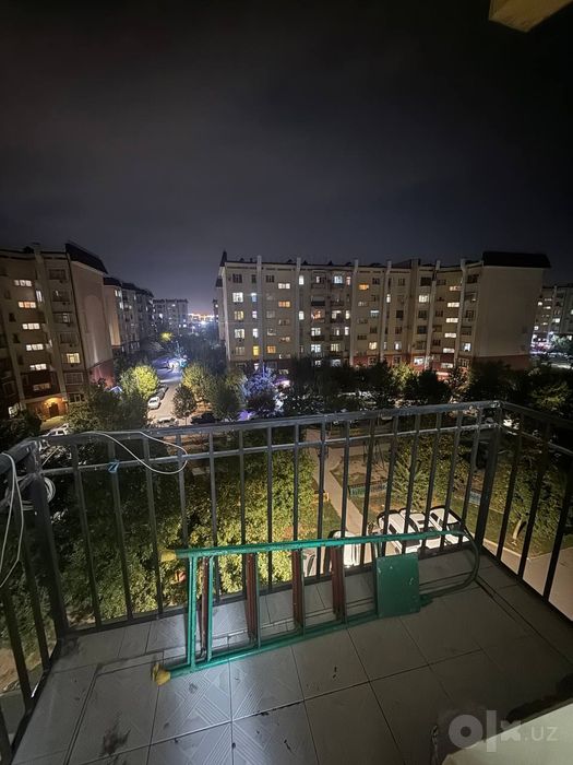 Сергели 6а 2/5/7 сотилади