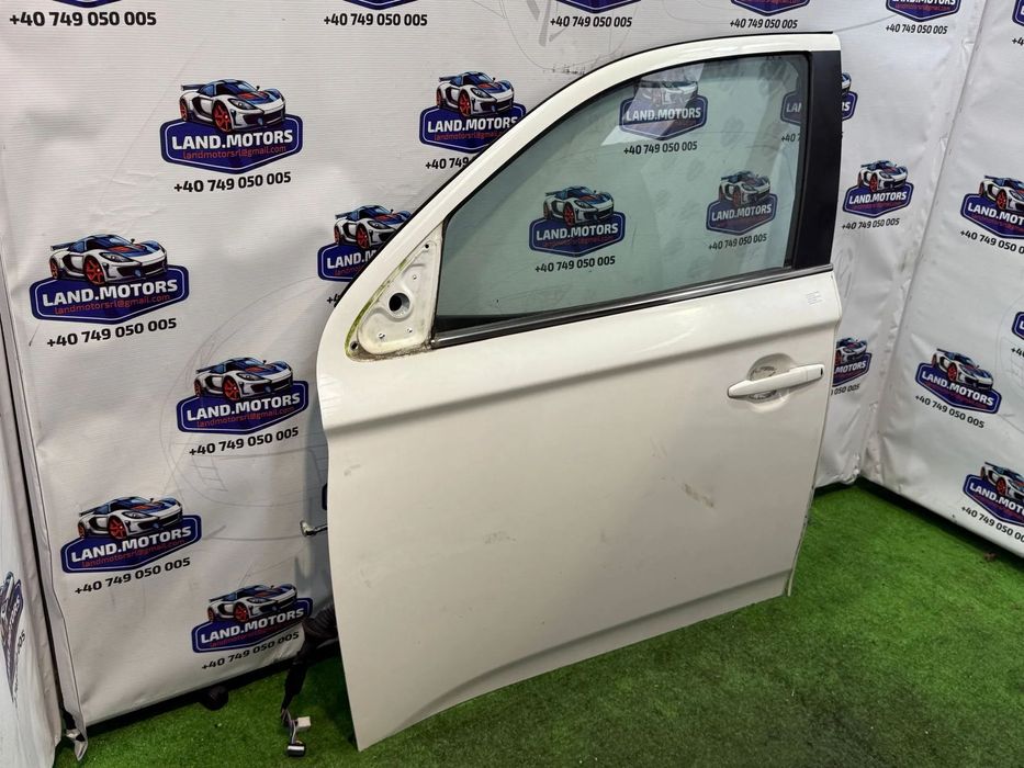 USA PORTIERA FATA STÂNGA MITSUBISHI OUTLANDER 3 2.0 BENZINA + ELECTRIC 2016 COD OEM 5700B859 2016-2021