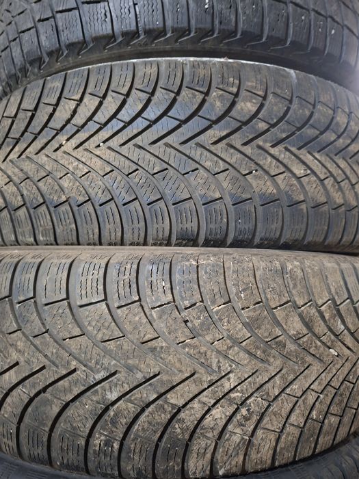 Продам шины 225/60/17