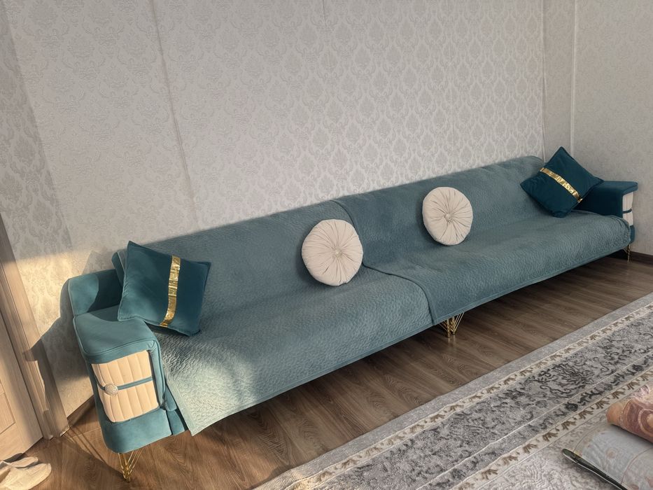 Продам диван в идеальном состояний