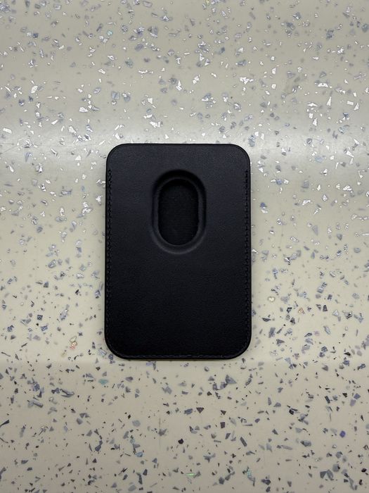 Оригинален Apple MagSafe кожен портфейл – черен