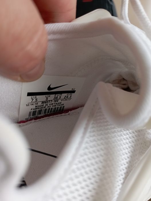 Tomi Hilfiger ,44,естествена кожа