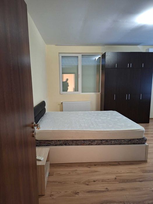 Дава се под наем Къща в Каблешково - 440 кв.м за 408 € - Снимка #19