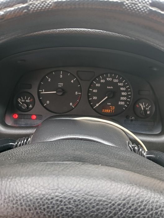 Vând  Opel Astra g