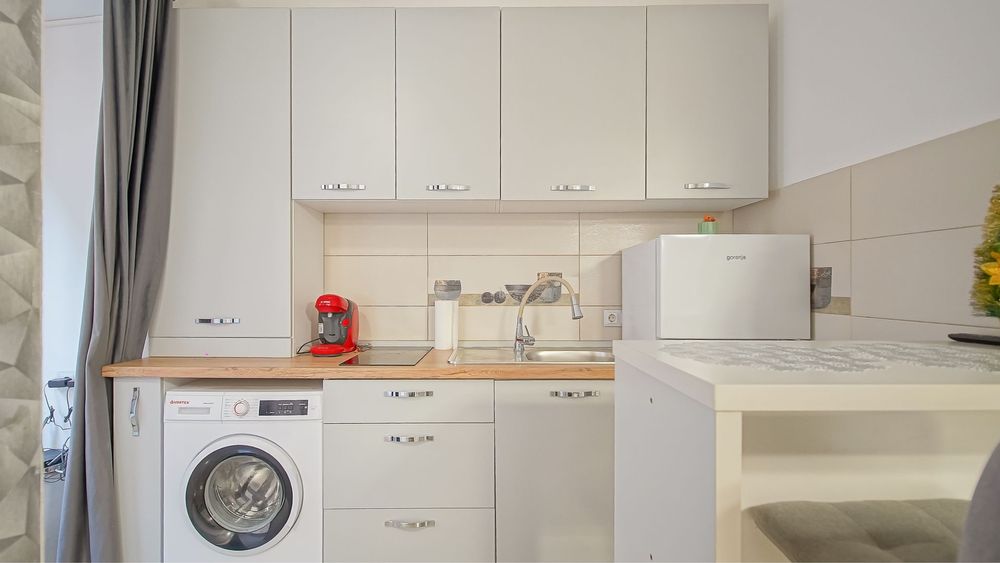 Apartament regim hotelier CORESI-PIATS SFATULUI