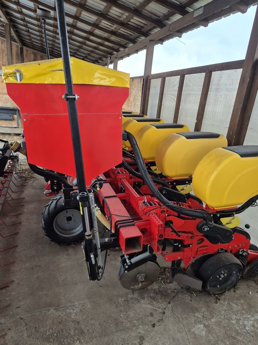 Vând semănătoare porumb Matermacc 6 rânduri Italia 2021