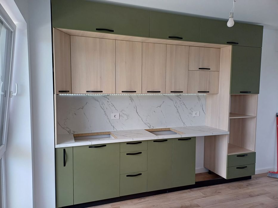 Mobilă la comandă/ montaj mobilier/ reparaţii mobilă