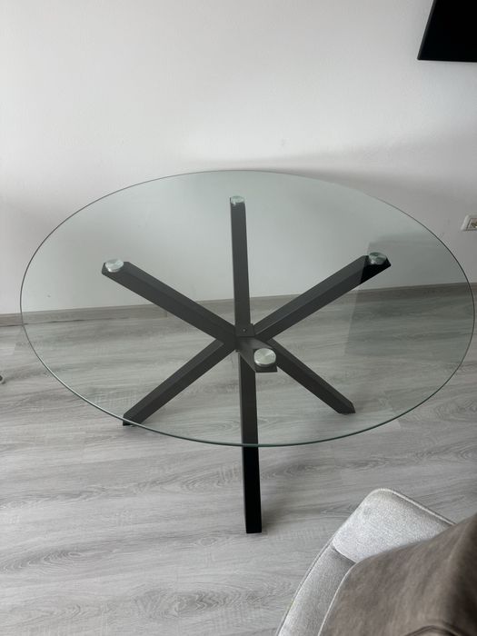 Set masă cu blat din sticlă + 4 scaune rotative 360°
