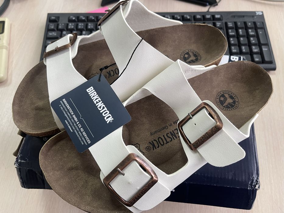 Биркенштоки новые