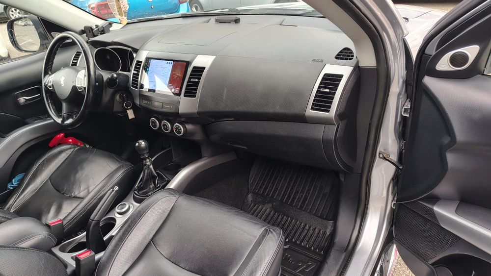 Peugeot 4007 2.2 HDI