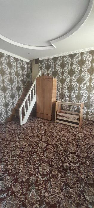 Nazarbek ittifoq 8 sotih 10 ta xona uchastka yer katta ittifoq