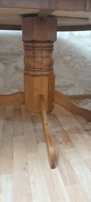 Стол обеденный овальный