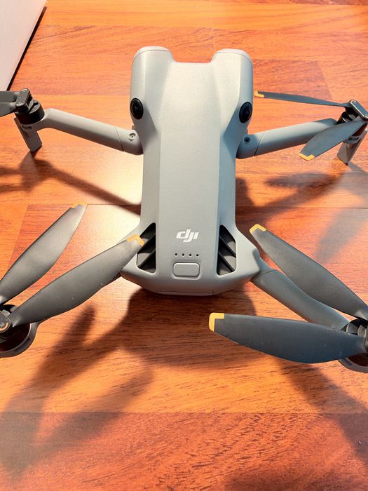 Dji mini 5 pro fly more combo в безупречно състояние