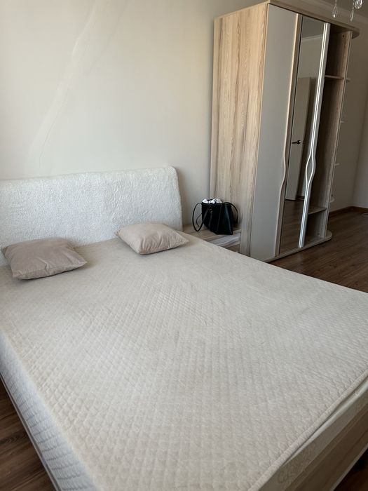 Крвать даухспальная