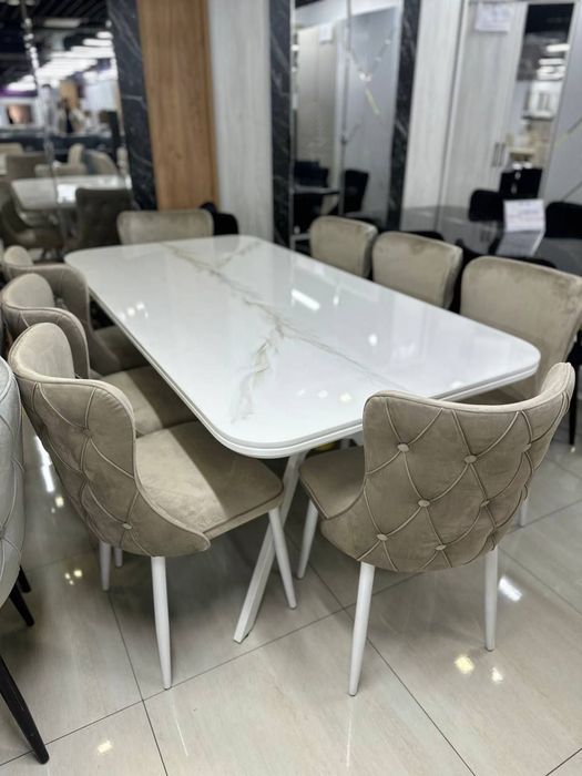 Новинка Стол со стульями на 8 персон