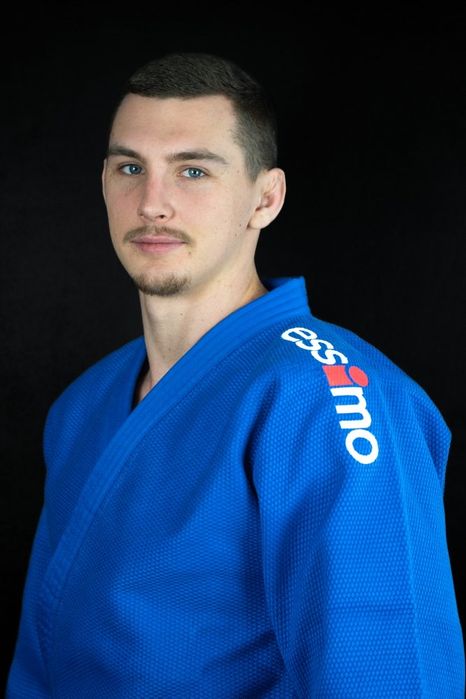 Кимоно по Джудо Essimo