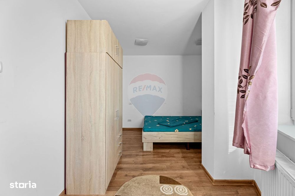 Apartament cu 3 camere de închiriat în zona Romanilor
