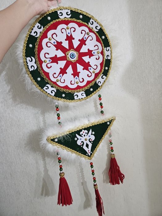 Продам большой Тумар настенный