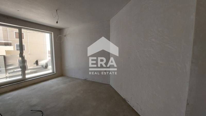 Продава се Двустаен апартамент в Варна, Бриз - 96 кв.м за 1948 €/кв.м - Снимка #2