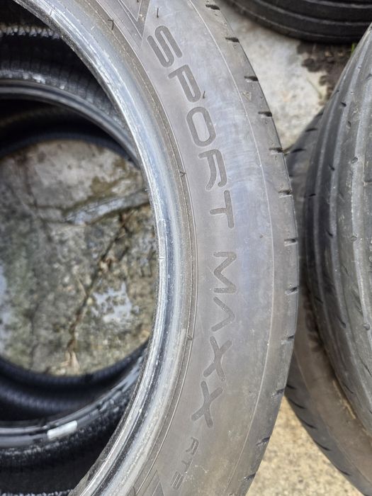Anvelope DUNLOP 235/45/18