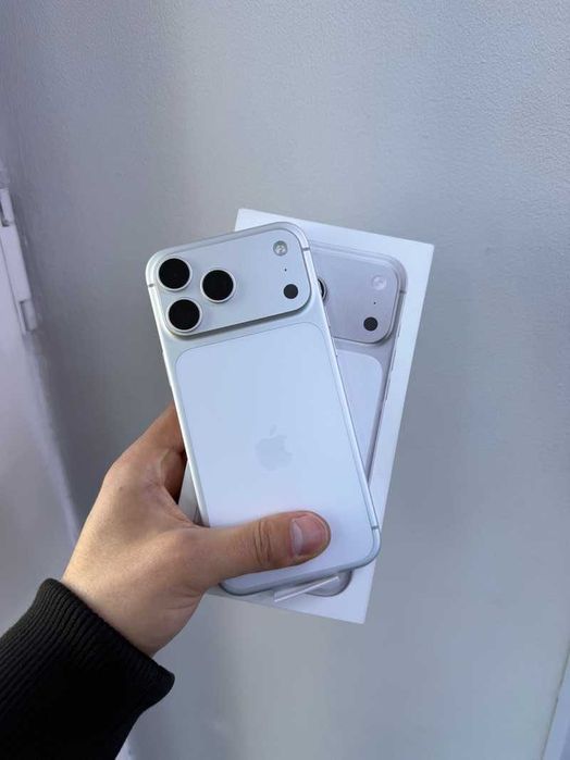 Айфон 17 pro 256 gb