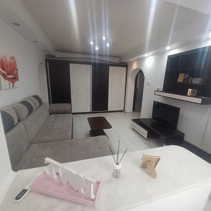 Apartament de închiriat