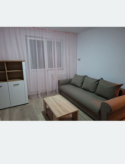 PF închiriez apartament  2 camere în zona  Podu roș