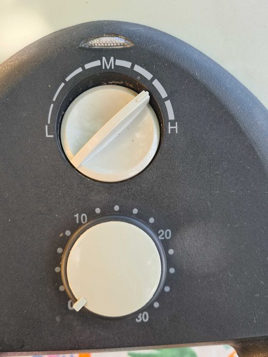 Електрическа скара , грил