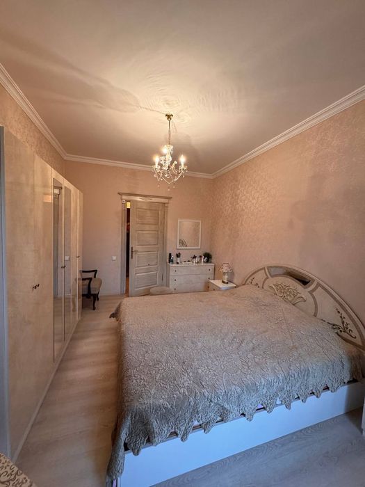 Беруни метро Анкология 3 хонали банковский дом