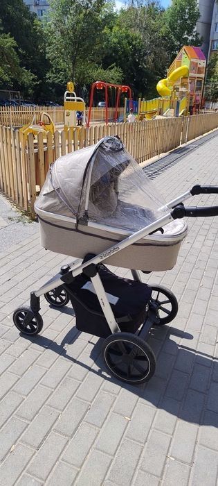 Бебешка количка baby design bueno