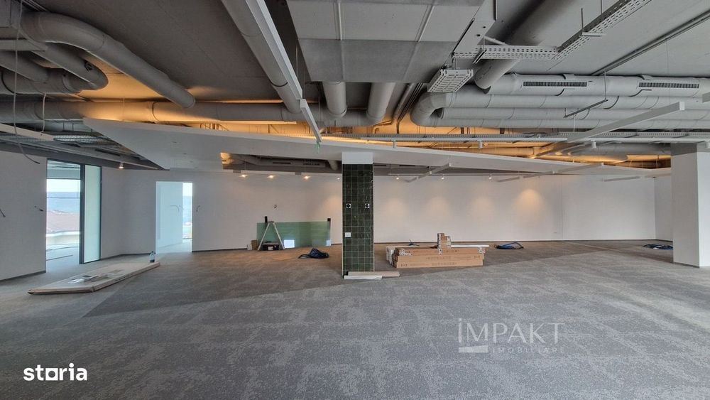 Spatiu servicii in cladire de birouri 440 m2 finisat la CHEIE,  Europa