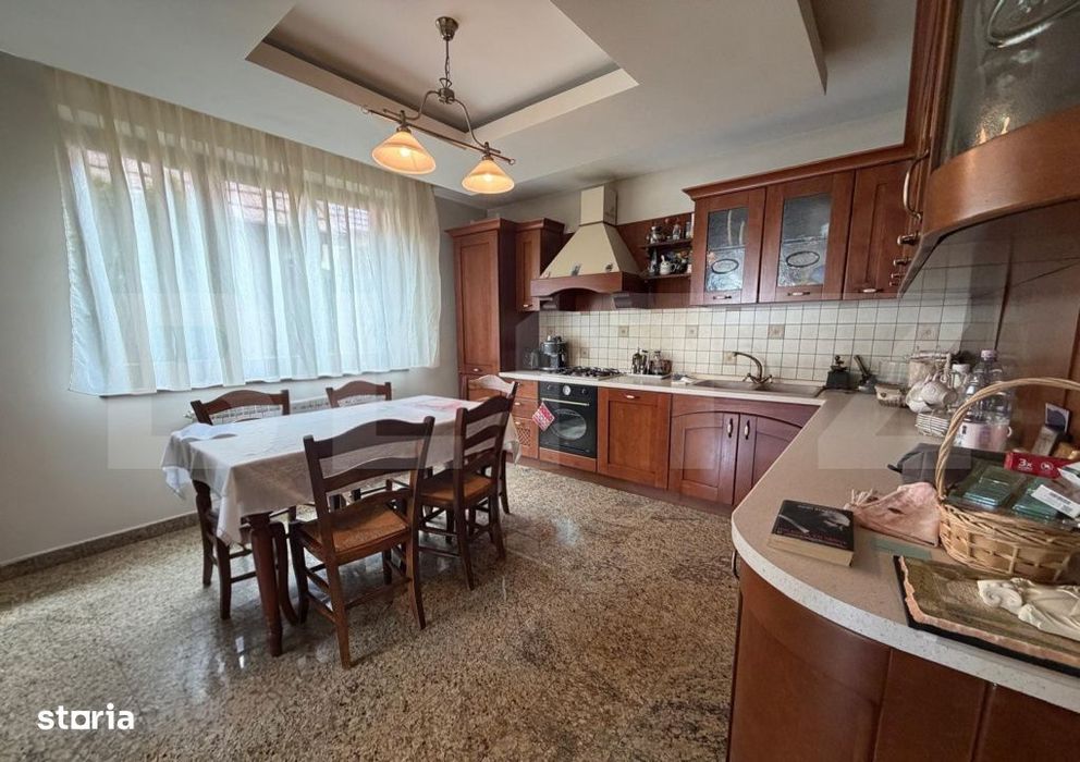 Casa individuala, 330 mp, zona Centrala – Strada Gheorghe Doja, Alba