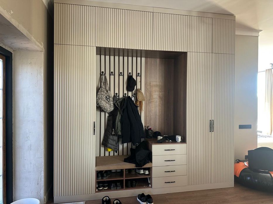 Продаю мебель, сантехнику