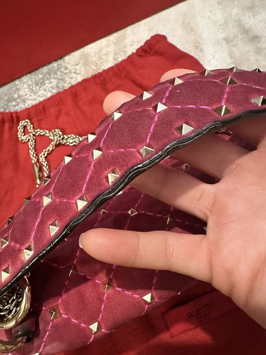 Оригинална  Valentino Garavani Spike Bag Rockstud Medium  от PAP