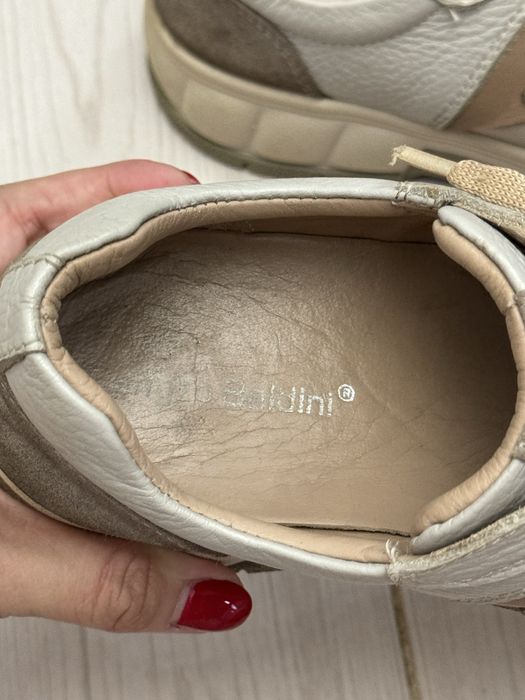 Кроссовки кожаные Baldini 36 размер