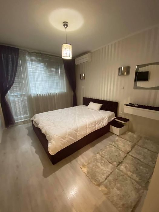 Дава се под наем Двустаен апартамент в Пловдив, Кършияка - 75 кв.м за 450 € - Снимка #3