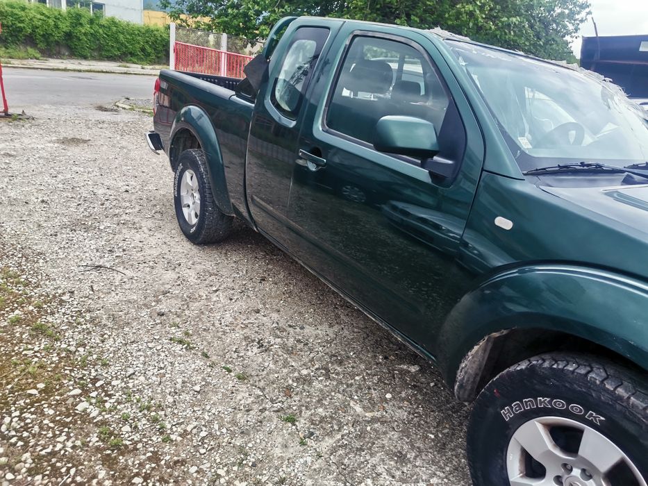 Nissan navara 2.5dci yd25 171кс за части внос Италия