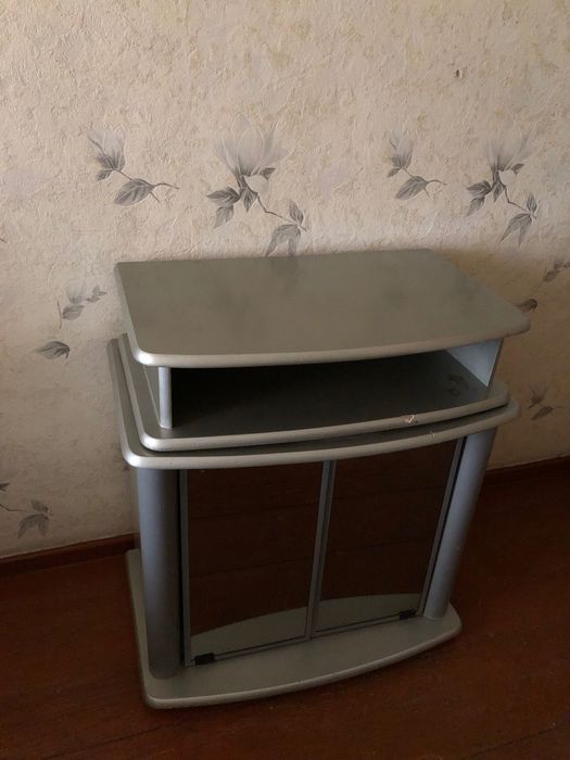 Тумба под ваш телевизор с вращающейся стойкой