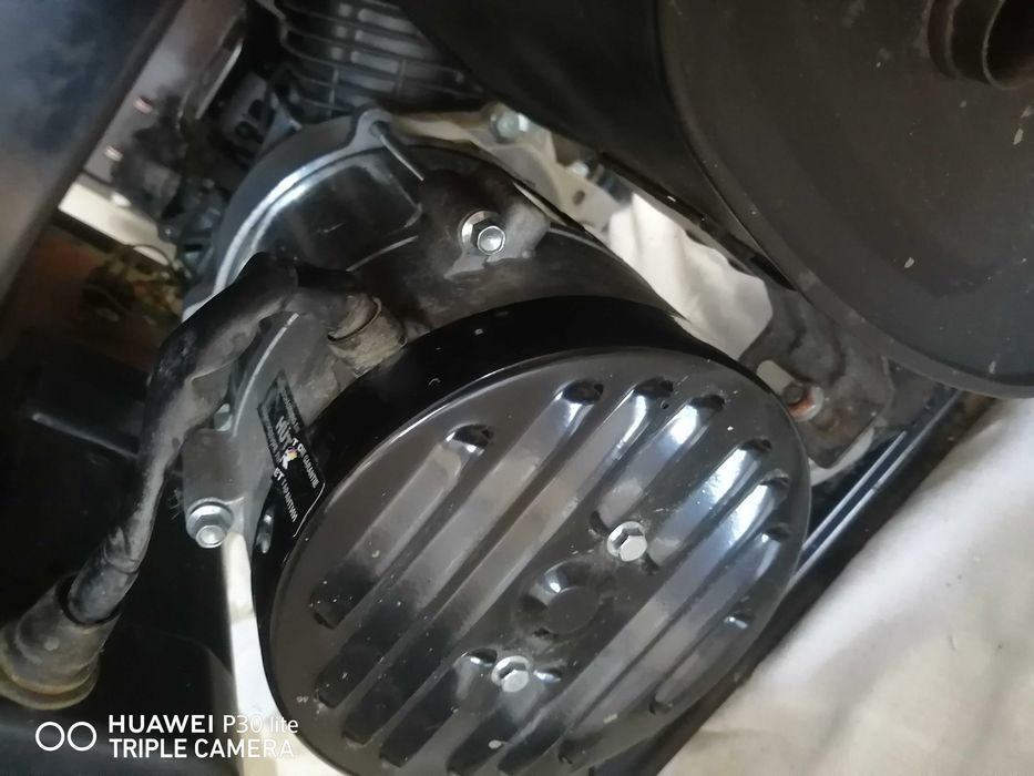 Бензогенератор продам 2.8квт