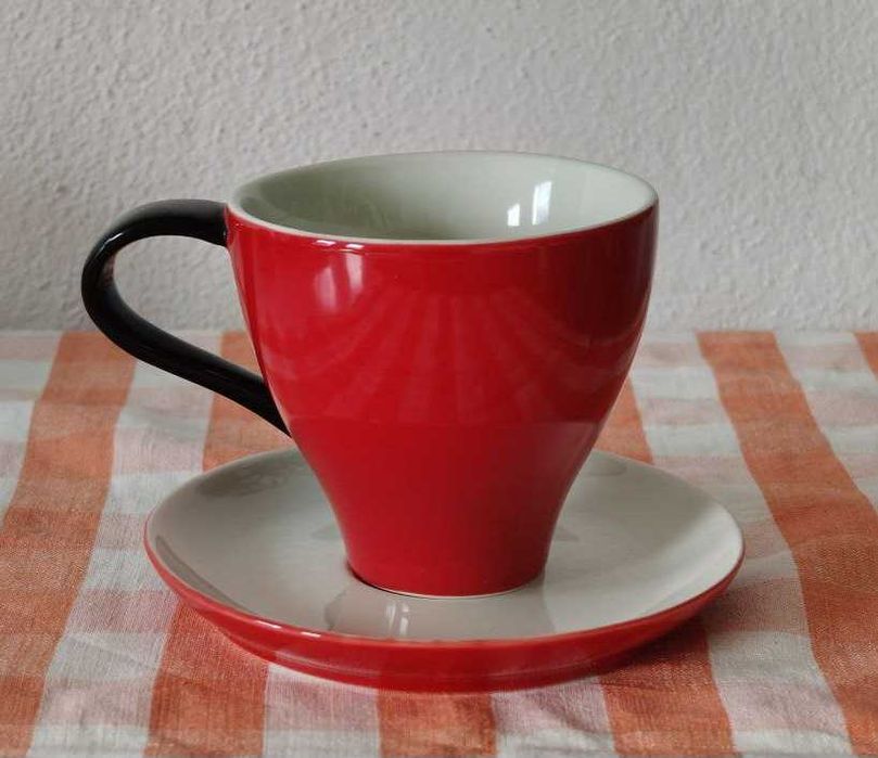 Чаша за чай  с чинийка