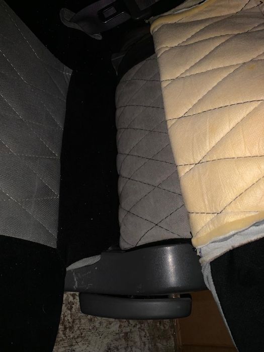 Продам сиденье на Прадо 120