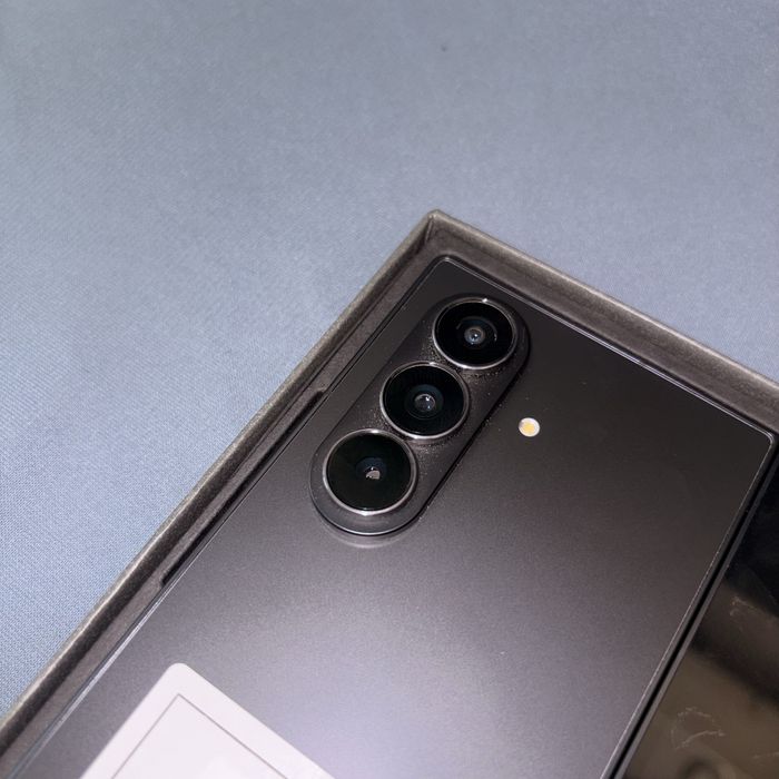 Samsung z fold 7 • Baitimes 0.0.12