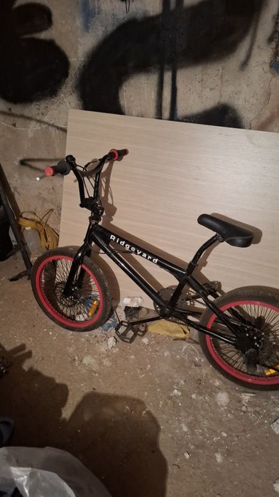 bicicleta BMX ridgayard
