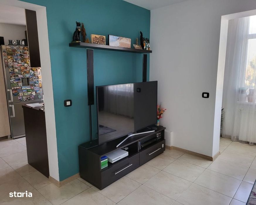 Apartament 4 camere, decomandat, 80 mp, zona Calea Bucuresti/Dezdrobir — fotografia 3
