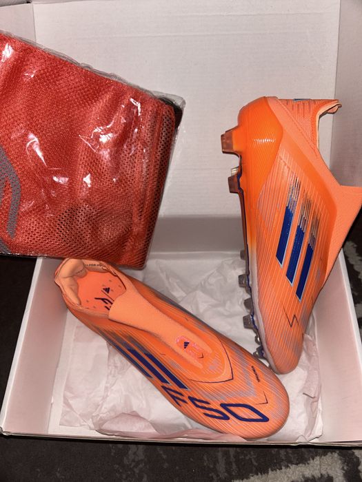 Ghete de fotbal adidas F50 Elite Laceless FG
